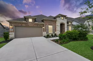 4916 Autumn Hls Trl, Pearland, TX 77584 - Photo 1