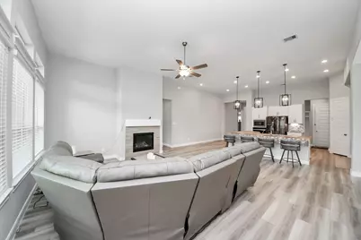 4916 Autumn Hills Trail, Pearland, TX 77584 - Photo 16