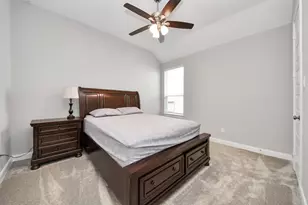4916 Autumn Hls Trl, Pearland, TX 77584 - Photo 12