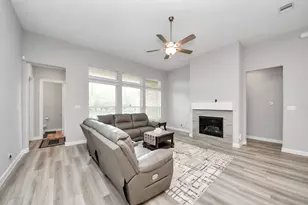 4916 Autumn Hls Trl, Pearland, TX 77584 - Photo 38