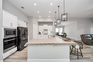 4916 Autumn Hls Trl, Pearland, TX 77584 - Photo 34