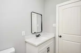 145 W Jackson St, West Columbia, TX 77486 - Photo 26