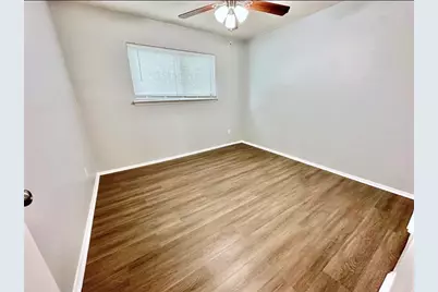 3860 Laura Leigh Drive, Friendswood, TX 77546 - Photo 12