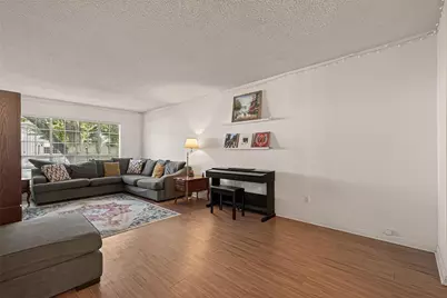 2701 Bellefontaine Street #B4, Houston, TX 77025 - Photo 2