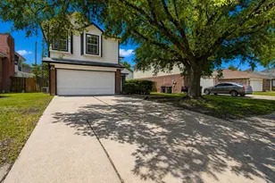 4218 Field Meadow Dr, Katy, TX 77449 - Photo 2