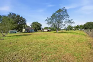 1937 Manak Rd, Sealy, TX 77474 - Photo 24