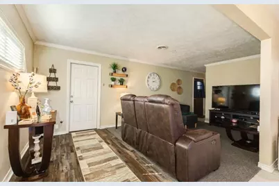 820 Perry Street, Angleton, TX 77515 - Photo 10