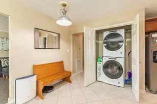 820 Perry St, Angleton, TX 77515 - Photo 20