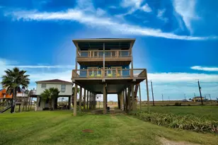 1120 Monument Dr, Surfside Beach, TX 77541 - Photo 1