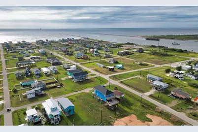 1120 Monument Drive, Surfside Beach, TX 77541 - Photo 38