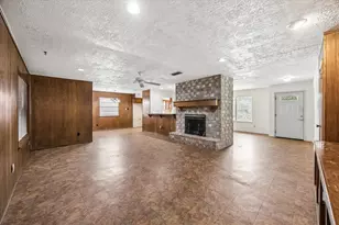 11411 Sagecherry Dr, Houston, TX 77089 - Photo 4