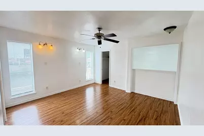6633 W Airport Boulevard #101, Houston, TX 77035 - Photo 10