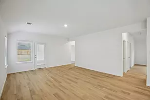 5120 Redbud Vly Dr, Pearland, TX 77584 - Photo 10