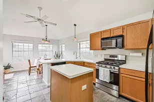 4930 Heritage Plains Dr, Friendswood, TX 77546 - Photo 10