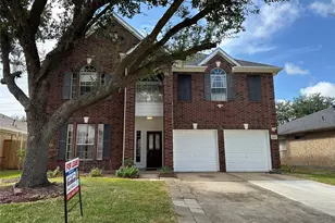 1635 Buckwood Ct, Fresno, TX 77545 - Photo 1