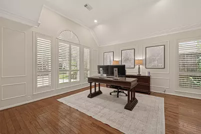 1311 Wickshire Lane, Houston, TX 77043 - Photo 4