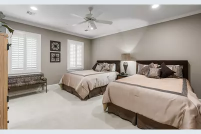 9018 Bace Drive, Houston, TX 77055 - Photo 40