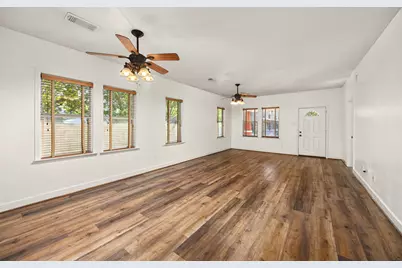 1912 Shearn Street, Houston, TX 77007 - Photo 10