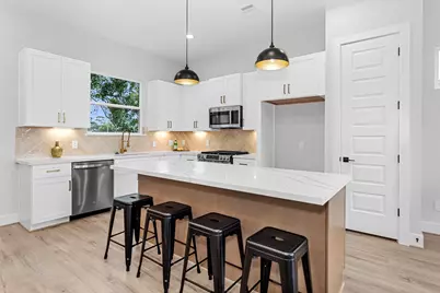 804 Schweikhardt St, Houston, TX 77020 - Photo 16