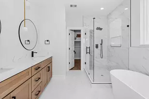 804 Schweikhardt St, Houston, TX 77020 - Photo 32