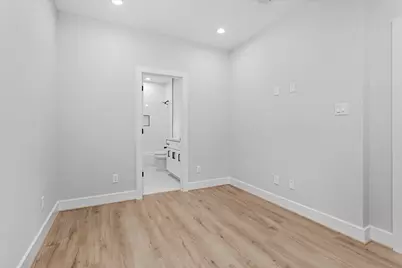 804 Schweikhardt St, Houston, TX 77020 - Photo 8