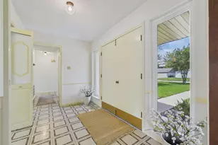 1909 Tracy Lynn Ln, Alvin, TX 77511 - Photo 8
