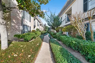 1811 Stoney Brook Dr, Houston, TX 77063 - Photo 2
