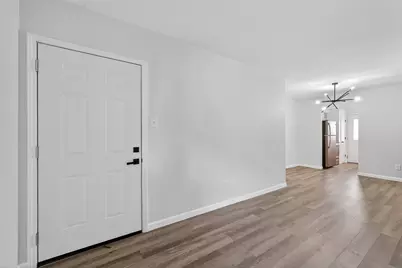 1811 Stoney Brook Drive #91, Houston, TX 77063 - Photo 4