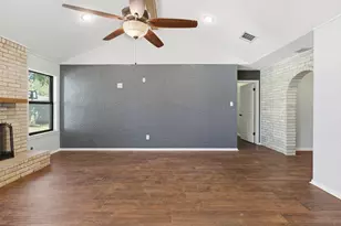 3721 Avenue R, Rosenberg, TX 77471 - Photo 8