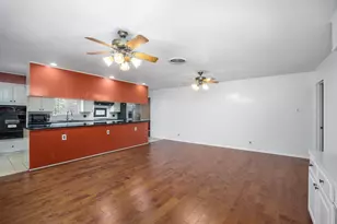5447 Indigo St, Houston, TX 77096 - Photo 18