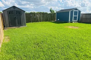 13926 Tinsley Ct, Houston, TX 77014 - Photo 16