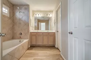 2211 Naomi St, Houston, TX 77054 - Photo 30