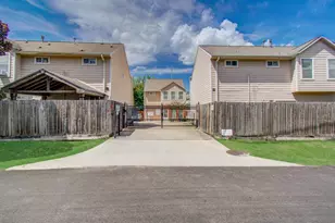 2211 Naomi St, Houston, TX 77054 - Photo 4