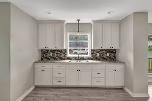 1705 Avondale St, Victoria, TX 77901 - Photo 10