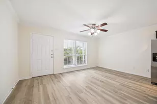 300 Pecore St, Houston, TX 77009 - Photo 6