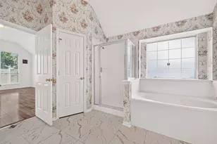 12338 Ashford Hollow Dr, Sugar Land, TX 77478 - Photo 32