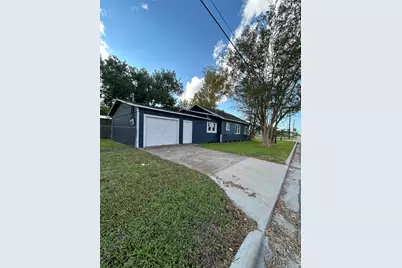 530 W 1st Street, Freeport, TX 77541 - Photo 2