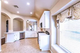 18915 Roseworth Ct, Tomball, TX 77377 - Photo 10
