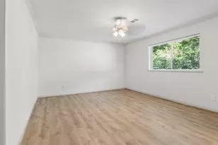 6022 Beaudry Dr, Houston, TX 77035 - Photo 20
