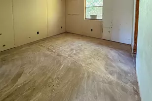 142 W Hickory Cv, Onalaska, TX 77360 - Photo 6