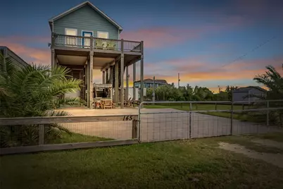 145 Jewel Drive, Port Bolivar, TX 77650 - Photo 32