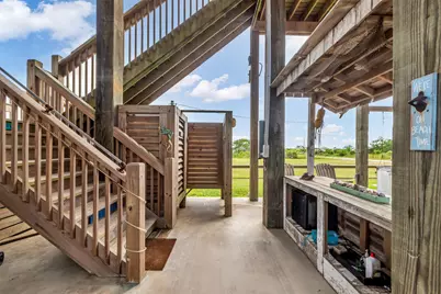 145 Jewel Drive, Port Bolivar, TX 77650 - Photo 18