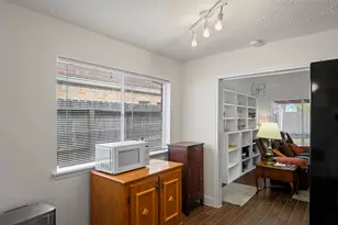 8126 Ivan Reid Dr, Houston, TX 77040 - Photo 14