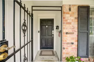 11819 S Nottingham Cir, Houston, TX 77071 - Photo 4