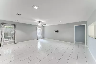 11819 S Nottingham Circle, Houston, TX 77071 - Photo 18