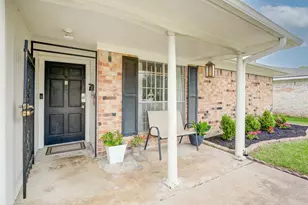 11819 S Nottingham Cir, Houston, TX 77071 - Photo 4