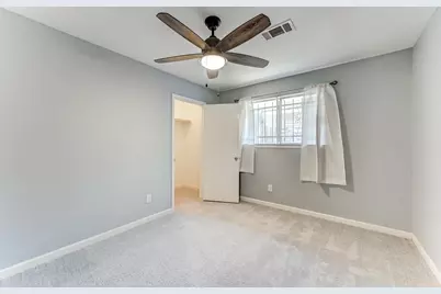 11819 S Nottingham Circle, Houston, TX 77071 - Photo 36