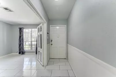 11819 S Nottingham Circle, Houston, TX 77071 - Photo 6
