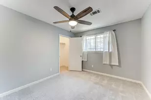 11819 S Nottingham Cir, Houston, TX 77071 - Photo 38