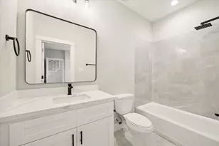 719 Thornton Rd, Houston, TX 77018 - Photo 38